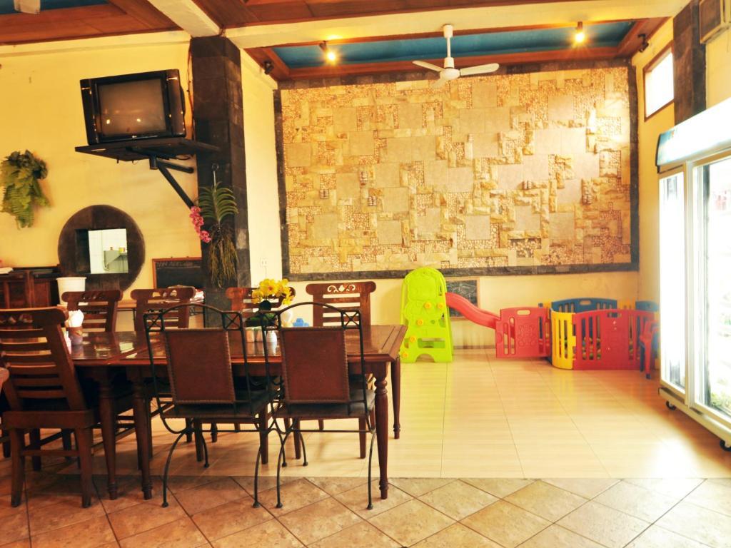 Jesens Inn I Kuta  Bagian luar foto
