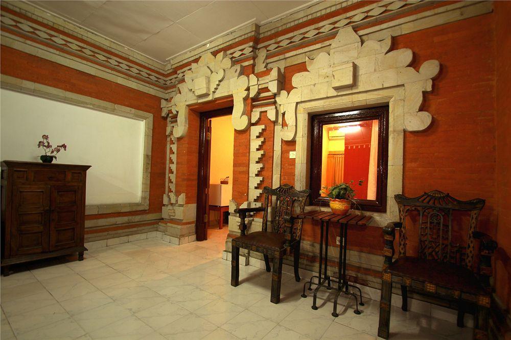 Jesens Inn I Kuta  Bagian luar foto