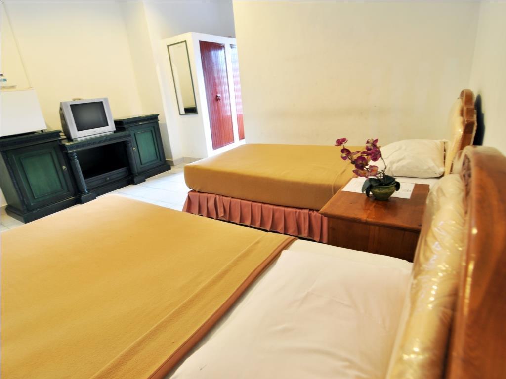 Jesens Inn I Kuta  Bagian luar foto