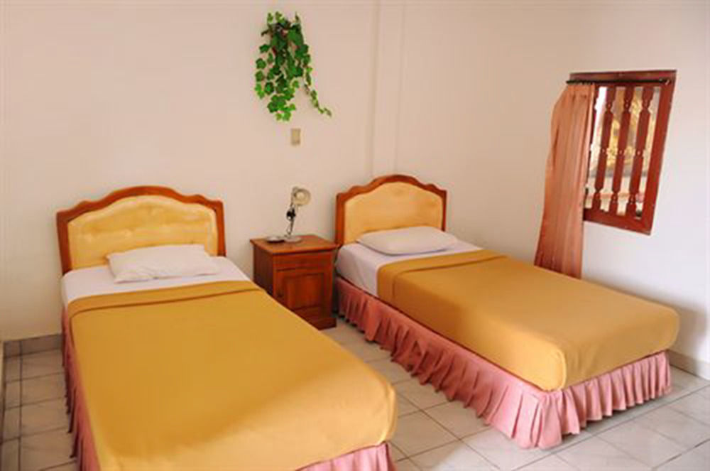 Jesens Inn I Kuta  Bagian luar foto